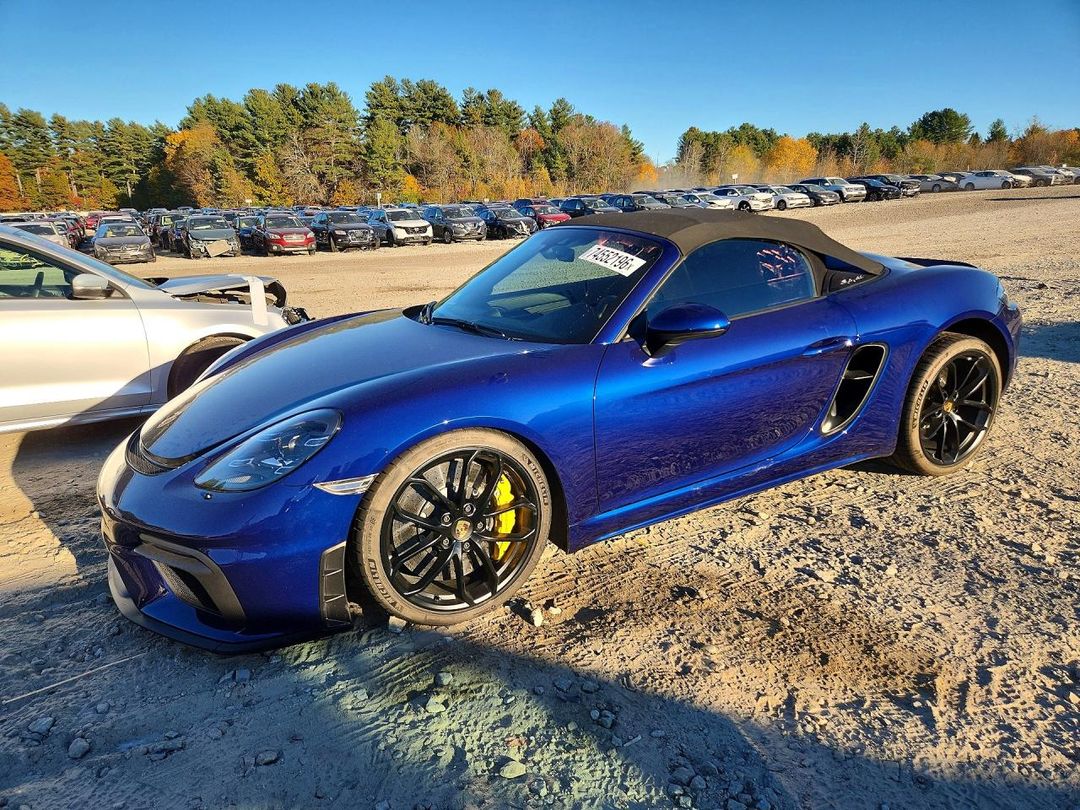 Vue de 2022 PORSCHE BOXSTER SPYDER, angle 1