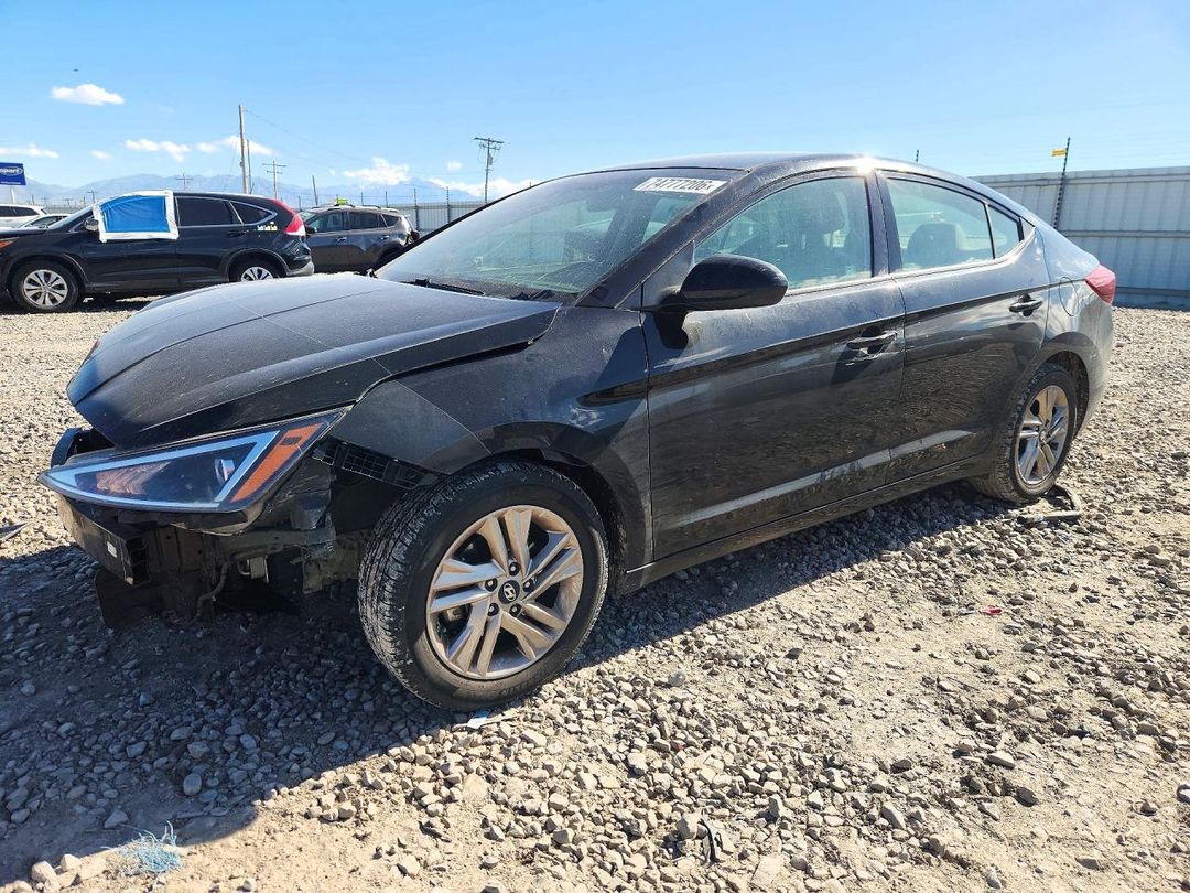 Vue de 2019 HYUNDAI ELANTRA SEL, angle 1