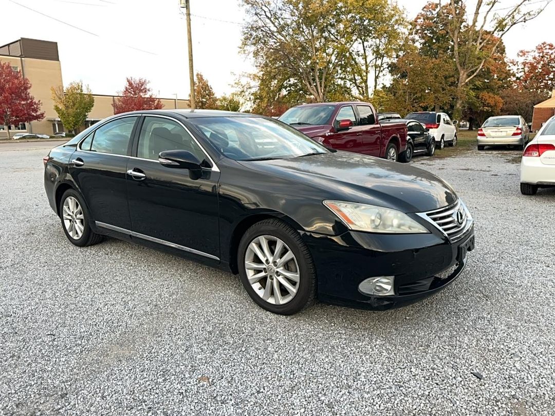 Vista de 2011 LEXUS ES 350, ángulo 1