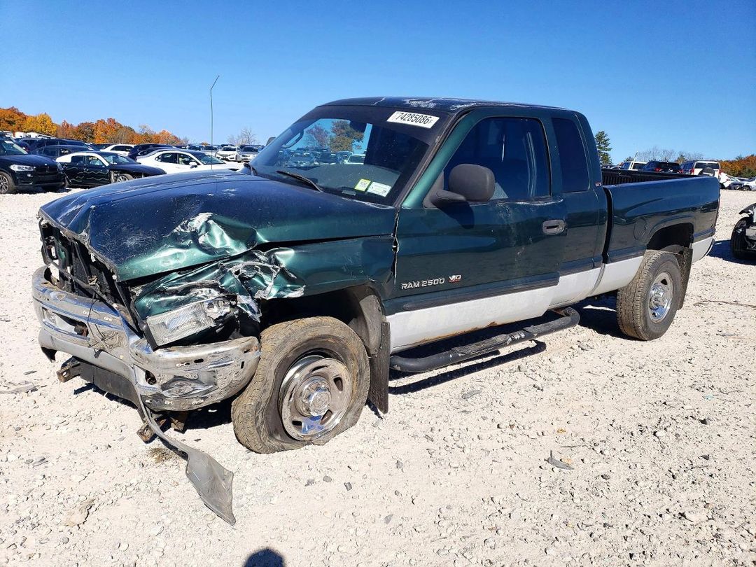 Vue de 1999 DODGE RAM 2500, angle 1
