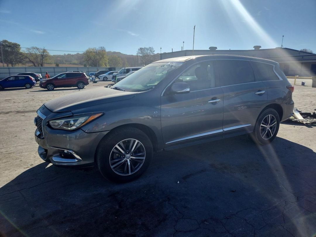 Vue de 2018 INFINITI QX60 BASE, angle 1