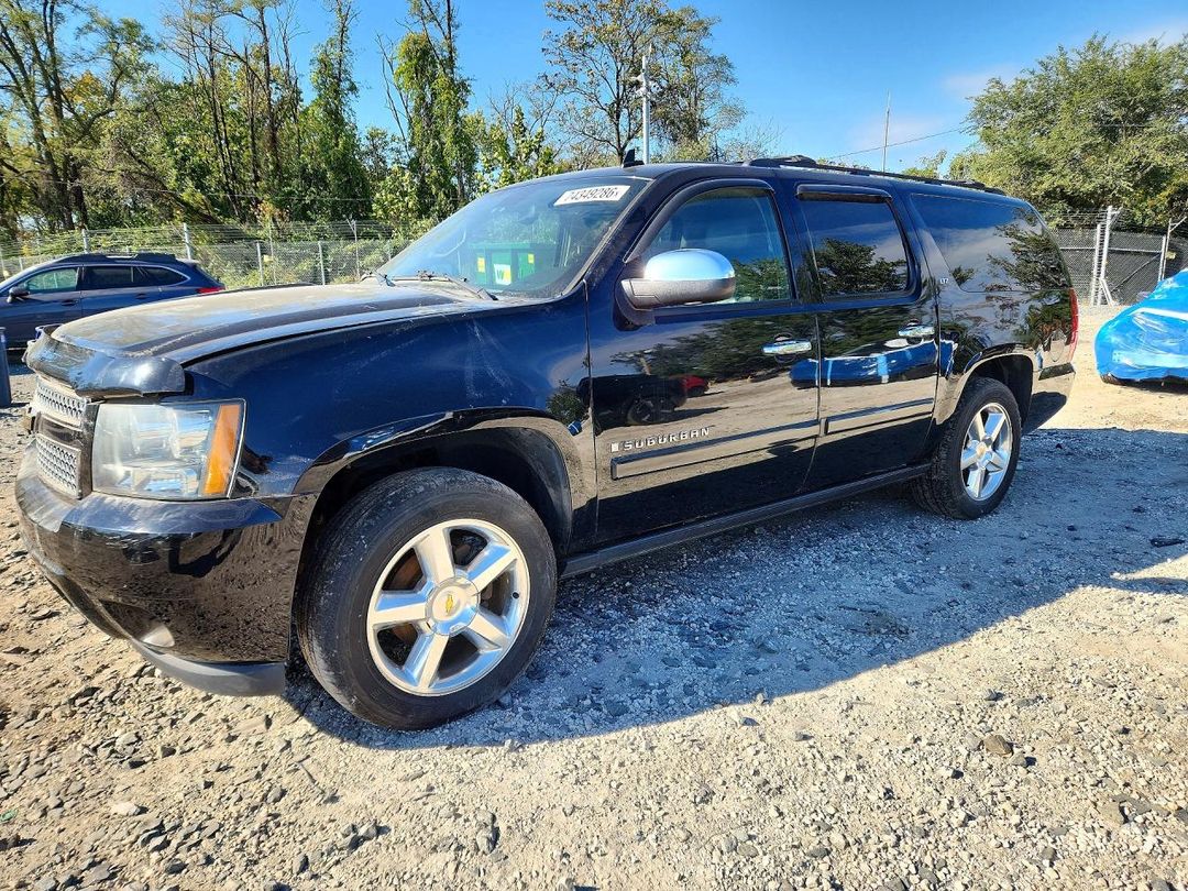 Vue de 2008 CHEVROLET SUBURBAN K1500 LS, angle 1