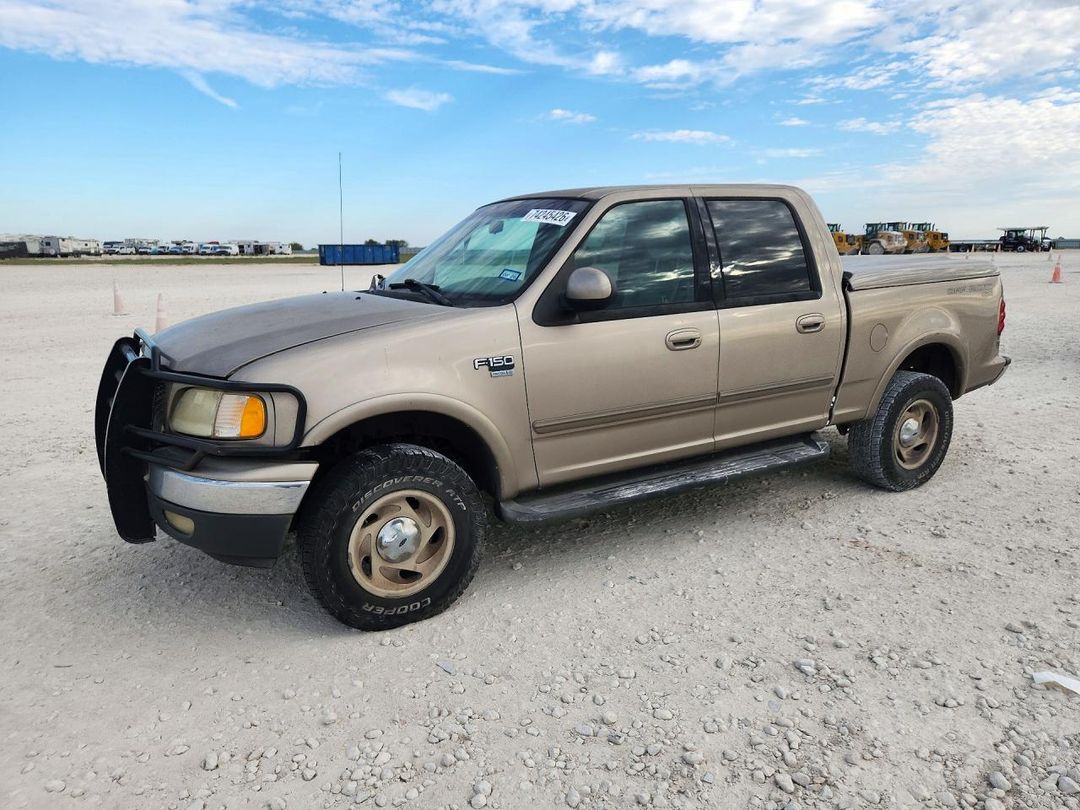 منظر 2001 FORD F150 SUPERCREW، زاوية 1