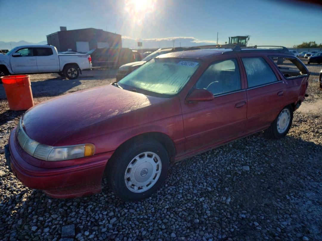 منظر 1994 MERCURY SABLE GS، زاوية 1