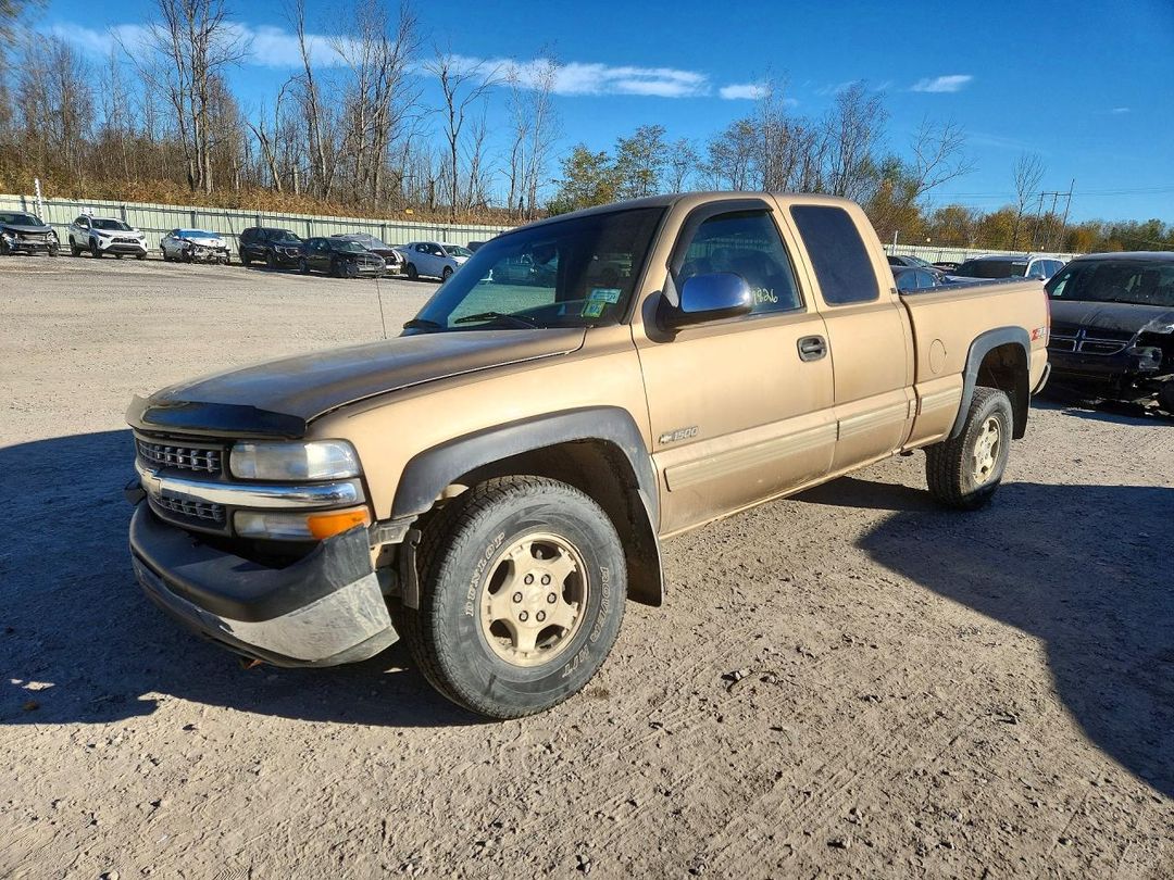منظر 2000 CHEVROLET SILVERADO K1500، زاوية 1
