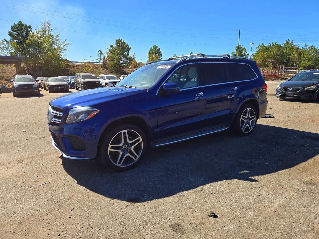 منظر 2018 MERCEDES-BENZ GLS 550 4MATIC، زاوية 1