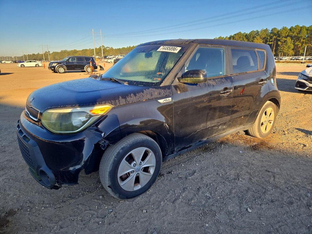 Vue de 2016 KIA SOUL BASE, angle 1