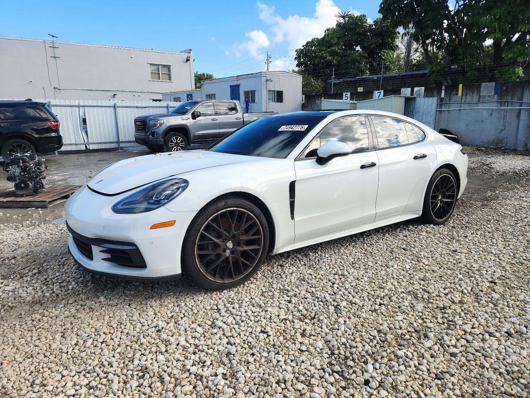 Vedere 2020 PORSCHE PANAMERA 4S, unghi 1