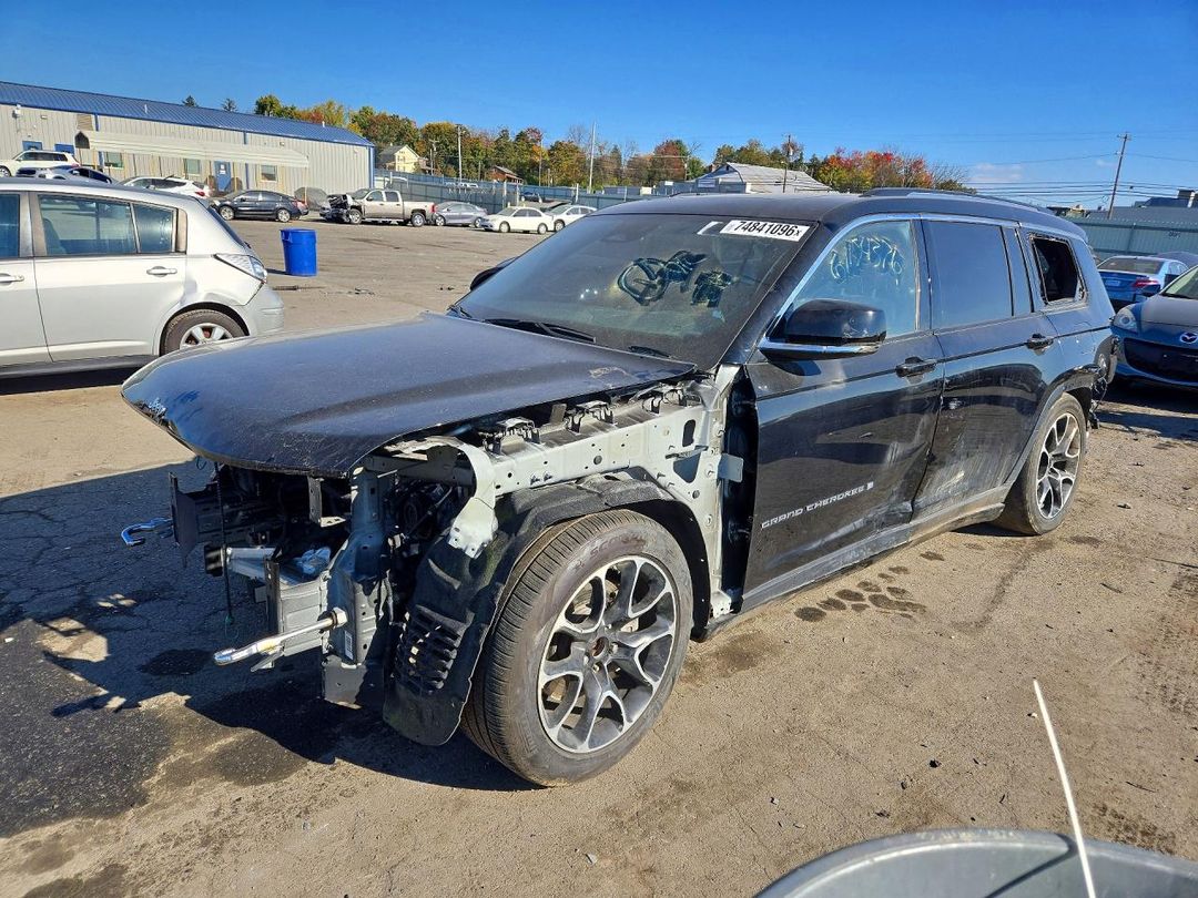 Вид 2022 JEEP GRAND CHEROKEE L OVERLAND, угол 1
