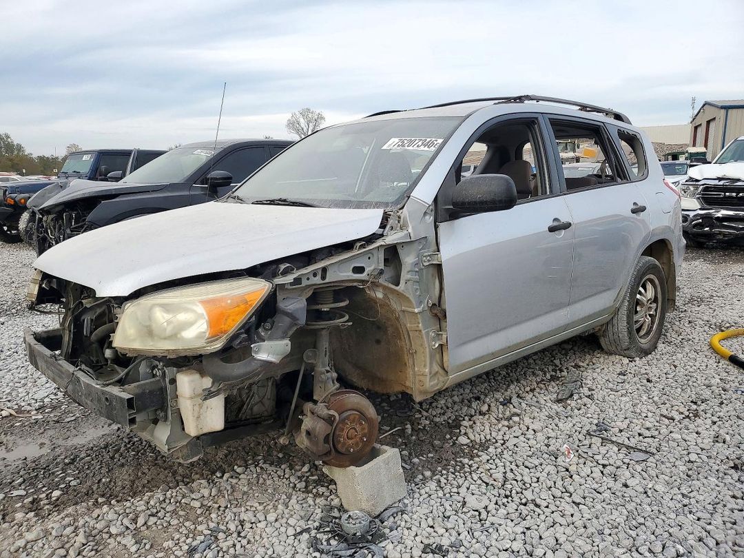 Vue de 2006 TOYOTA RAV4 BASE, angle 1