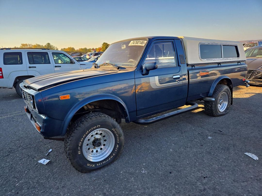 Vista de 1977 TOYOTA PICKUP, ángulo 1