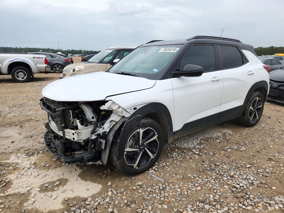 2022 CHEVROLET TRAILBLAZER RS view, angle 1