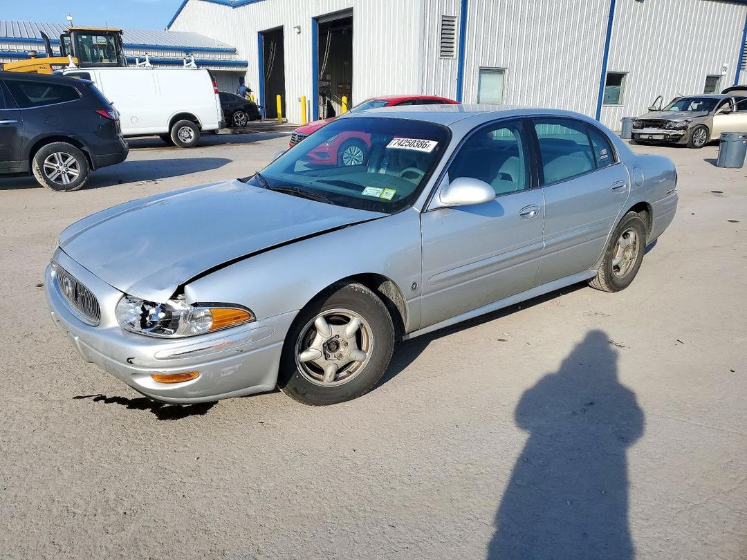 Vue de 2001 BUICK LESABRE CUSTOM, angle 1