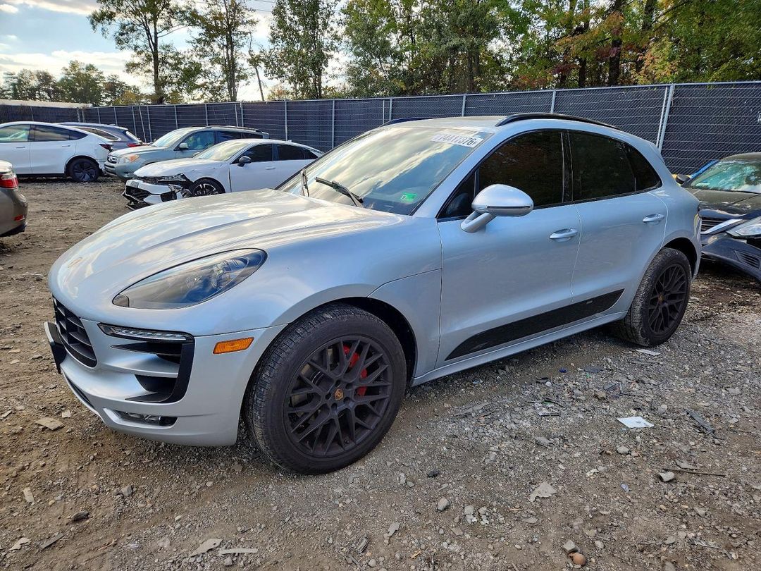 Vista de 2015 PORSCHE MACAN TURBO, ángulo 1