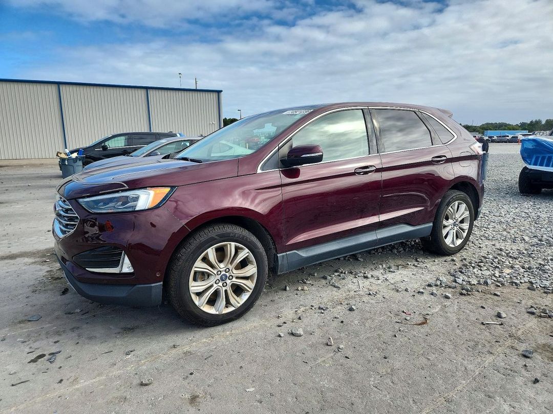 Vue de 2020 FORD EDGE TITANIUM, angle 1