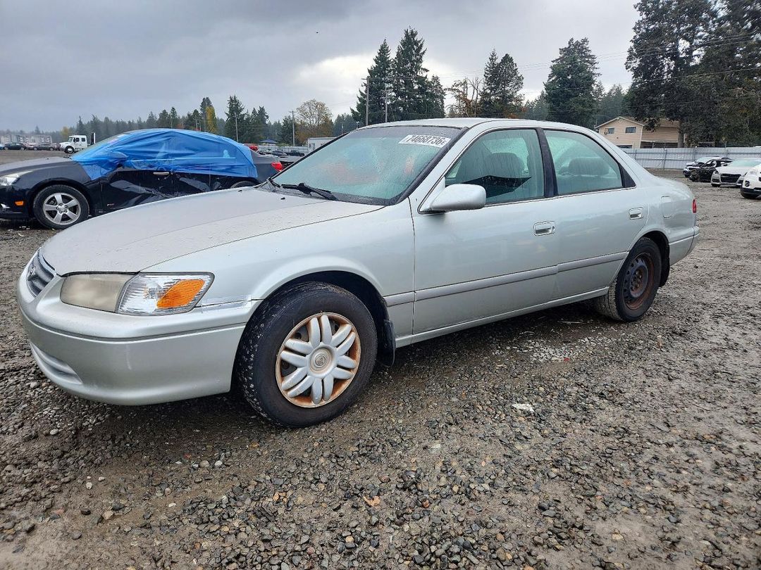 Vista de 2000 TOYOTA CAMRY LE, ángulo 1