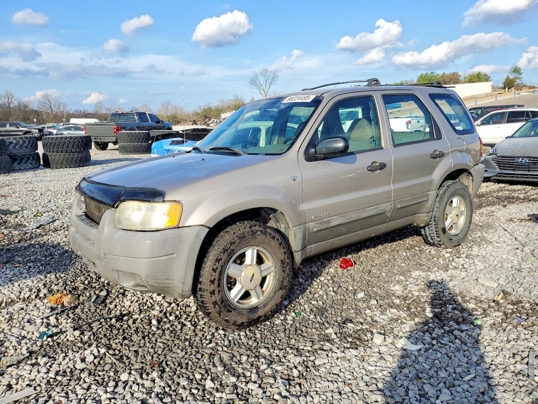 Vue de 2001 FORD ESCAPE XLS, angle 1