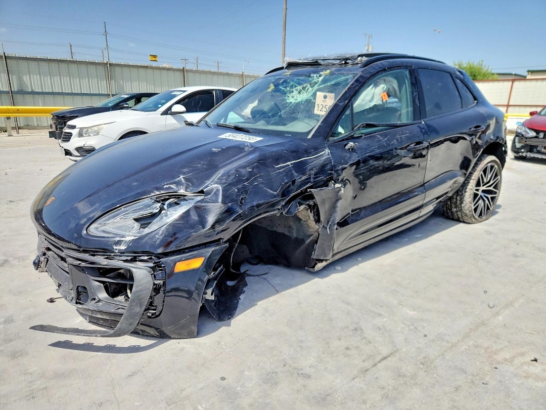 2024 PORSCHE MACAN S view, angle 1