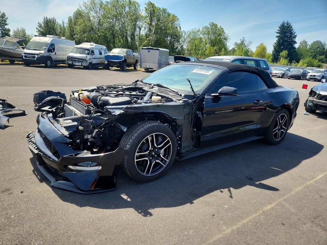 Vue de 2018 FORD MUSTANG GT, angle 1