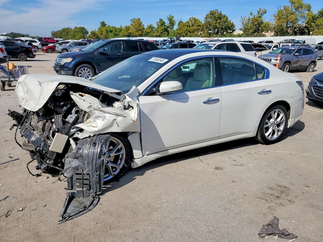 Vista de 2012 NISSAN MAXIMA 3.5 S, ángulo 1
