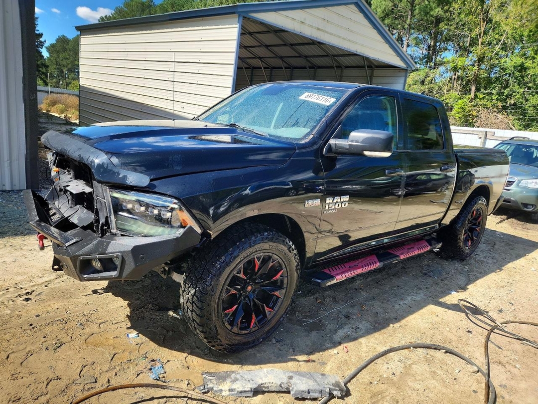 Vedere 2019 RAM 1500 CLASSIC SLT, unghi 1