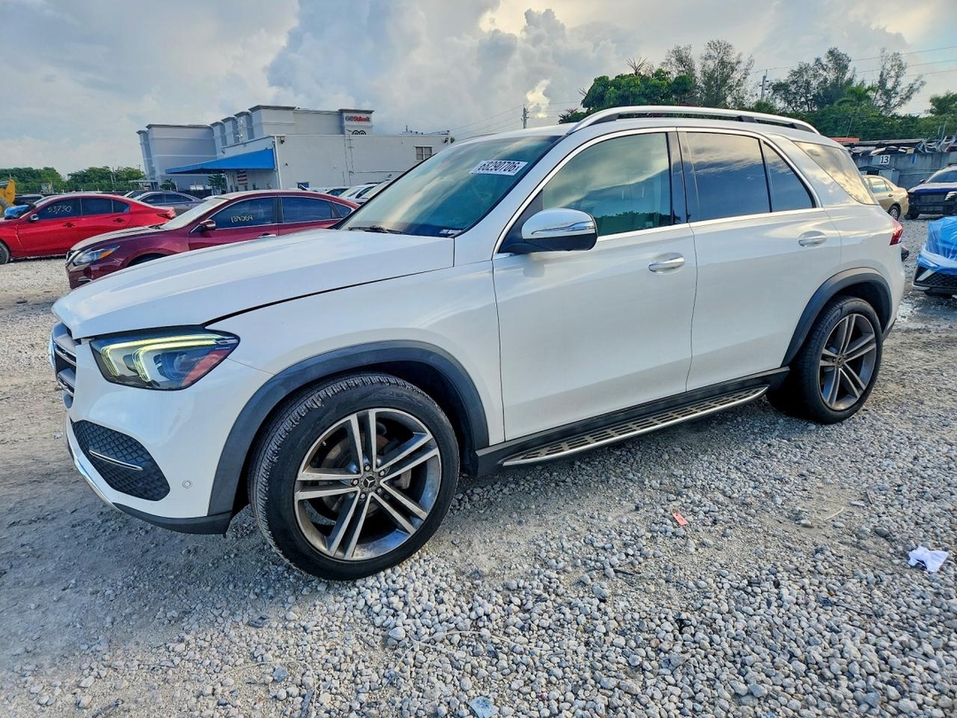 Vista de 2021 MERCEDES-BENZ GLE 350, ángulo 1