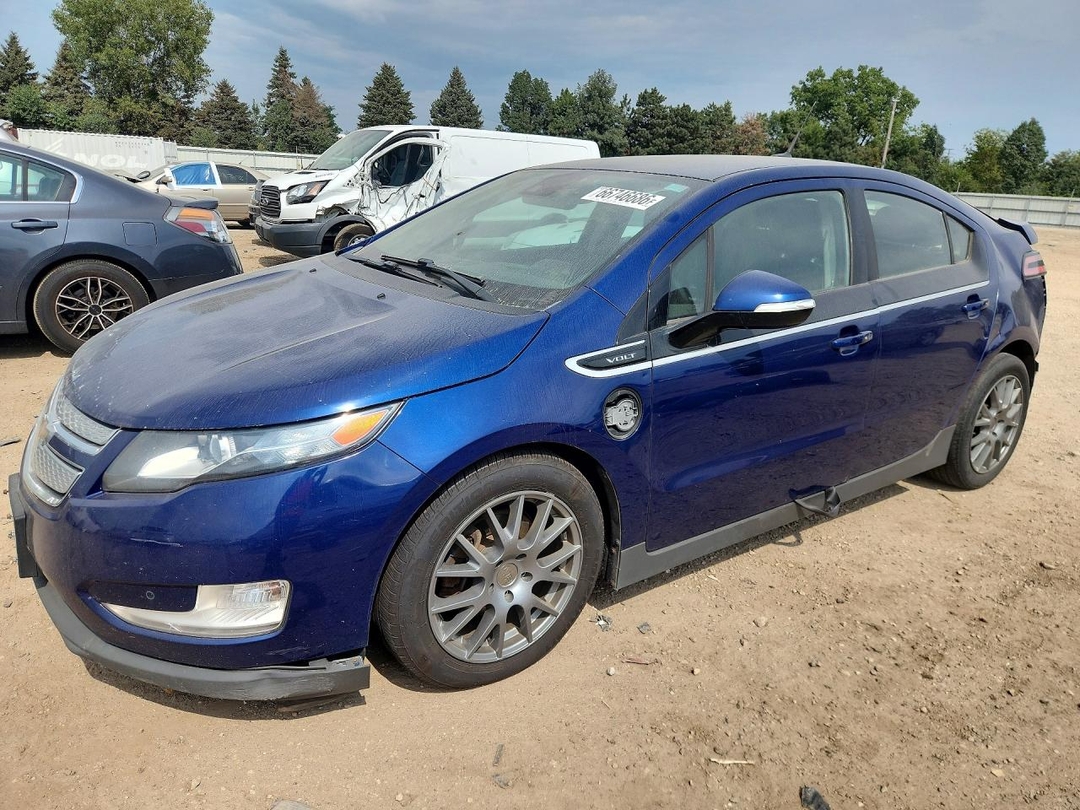 Vista de 2013 CHEVROLET VOLT, ángulo 1