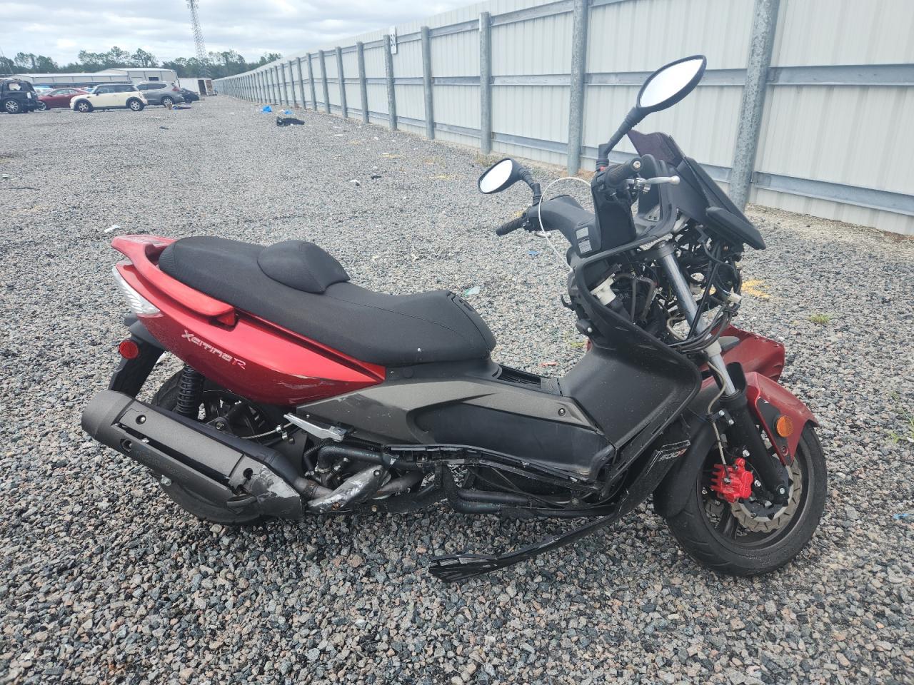 2012 KYMCO USA INC XCITING 500I view, angle 1