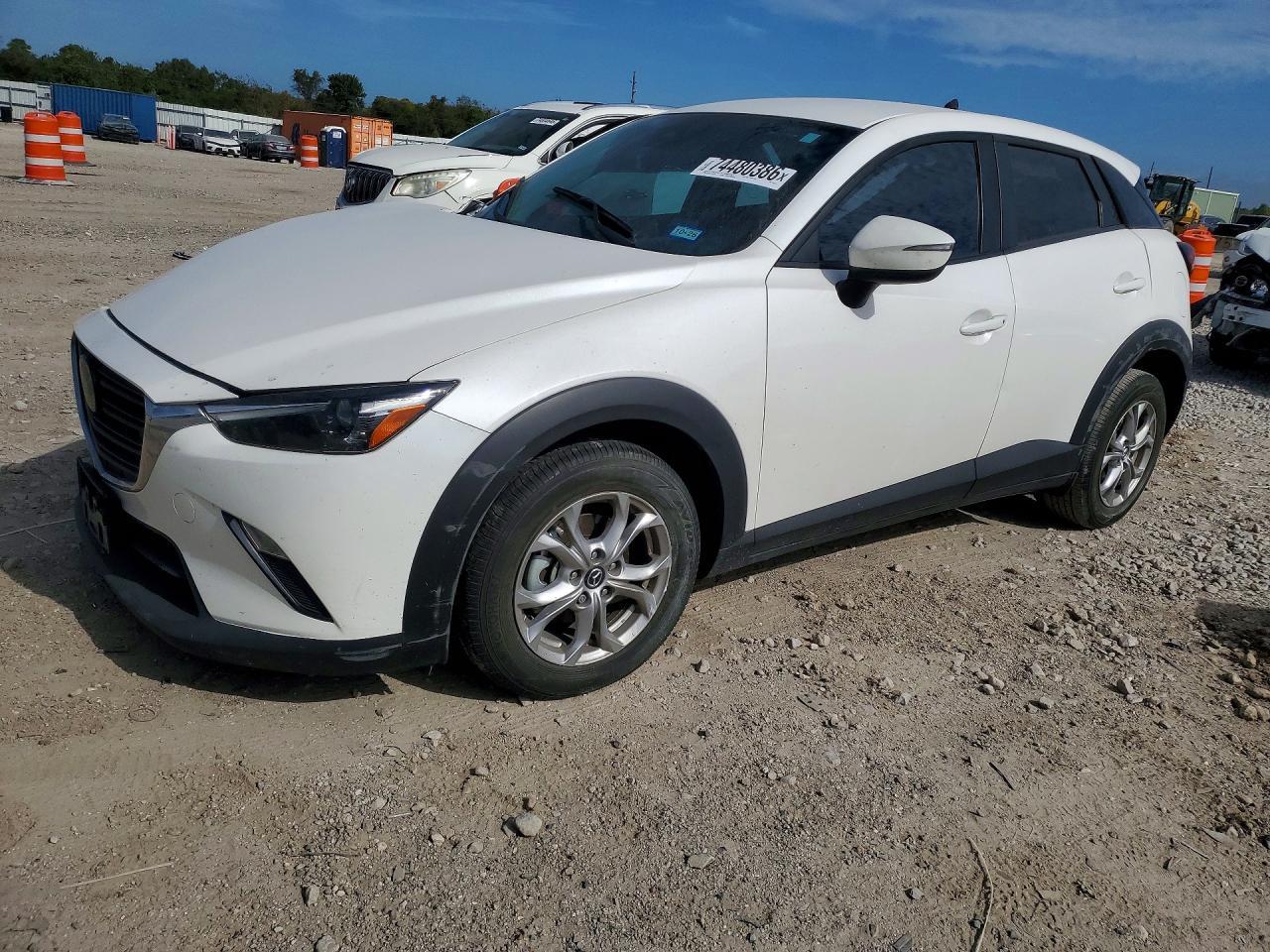 Vedere 2021 MAZDA CX 3 SPORT, unghi 1