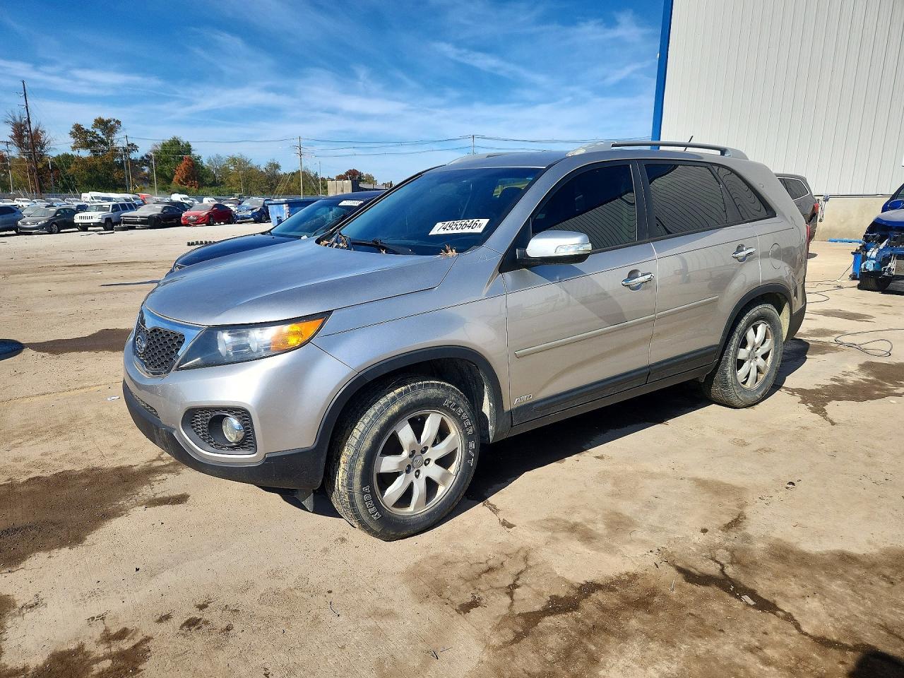 2013 KIA SORENTO LX view, angle 1