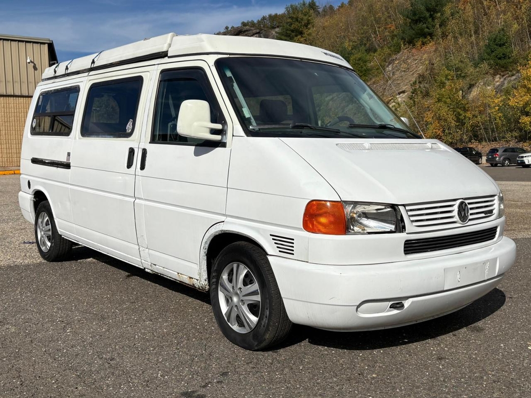 Vista de 1997 VOLKSWAGEN EUROVAN CAMPER, ángulo 1
