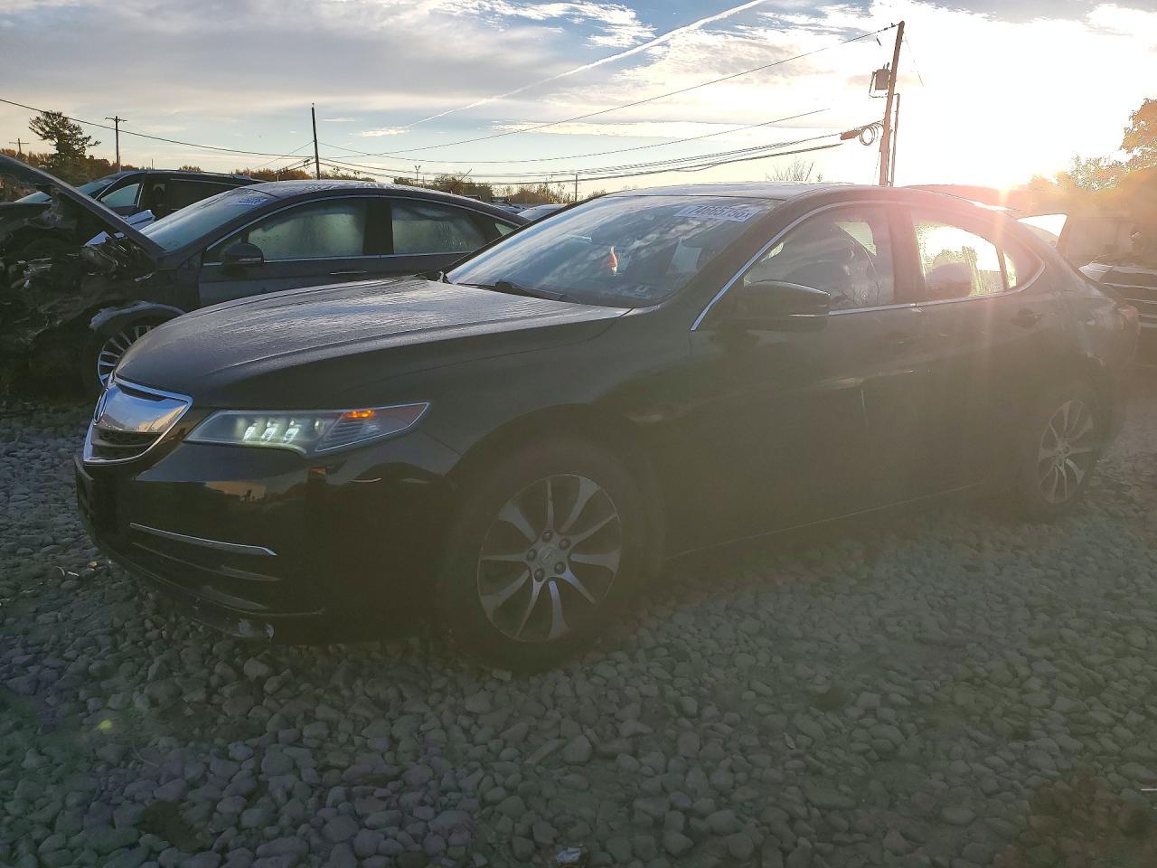Вид 2015 ACURA TLX, угол 1