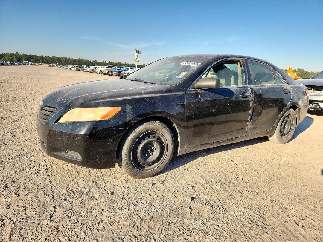 منظر 2007 TOYOTA CAMRY LE، زاوية 1
