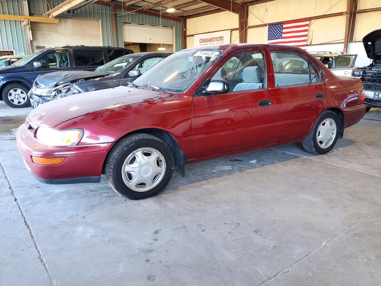 Вид 1996 TOYOTA COROLLA, угол 1