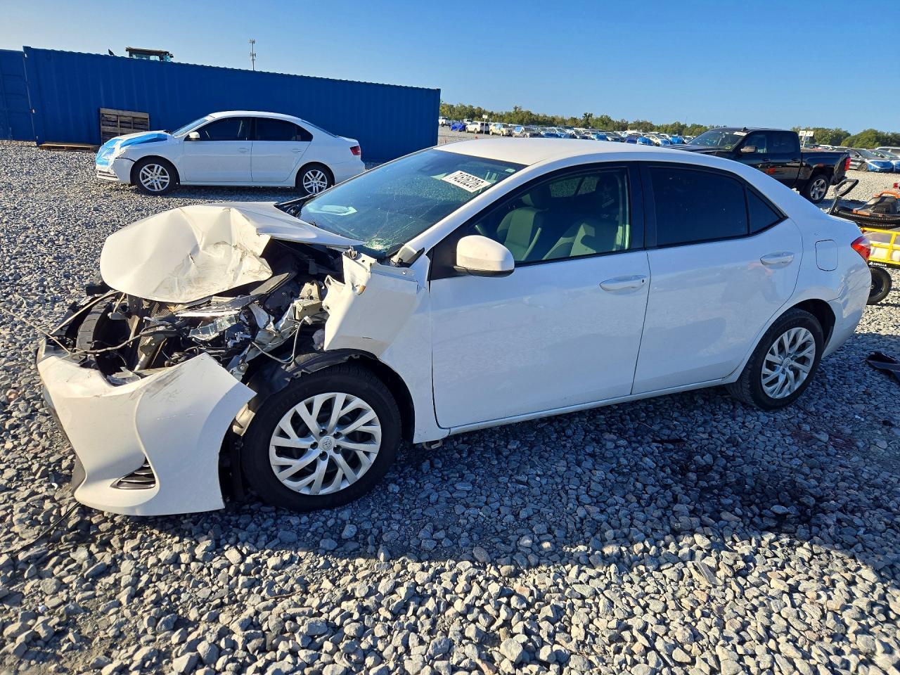 Vedere 2018 TOYOTA COROLLA LE, unghi 1