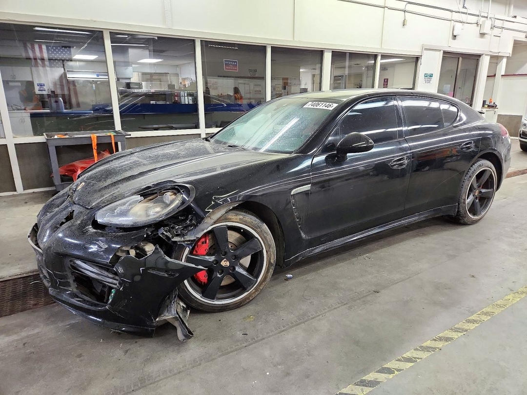 2015 PORSCHE PANAMERA TURBO view, angle 1