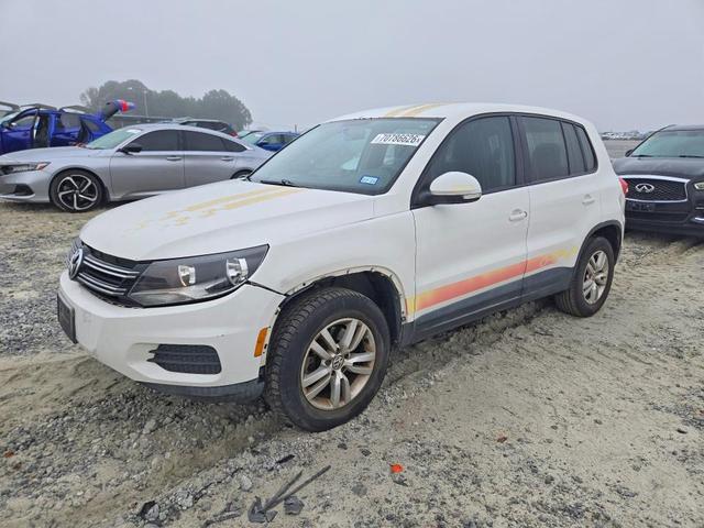 2013 VOLKSWAGEN TIGUAN S