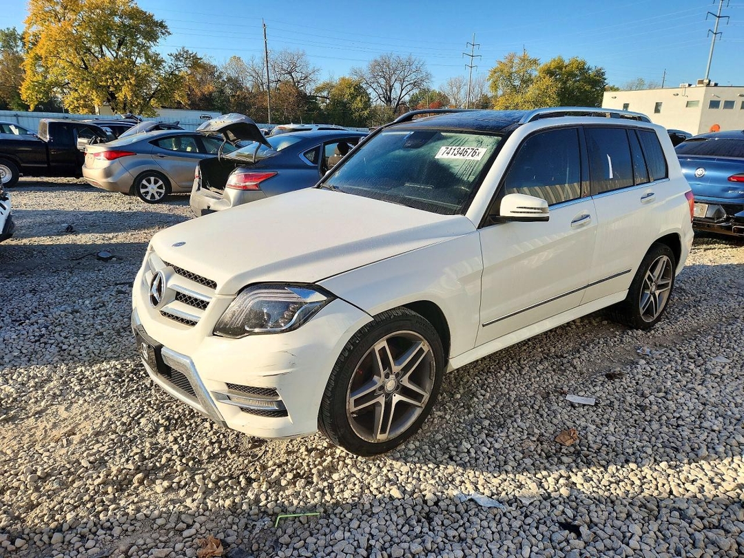 Vista de 2015 MERCEDES-BENZ GLK 350, ángulo 1