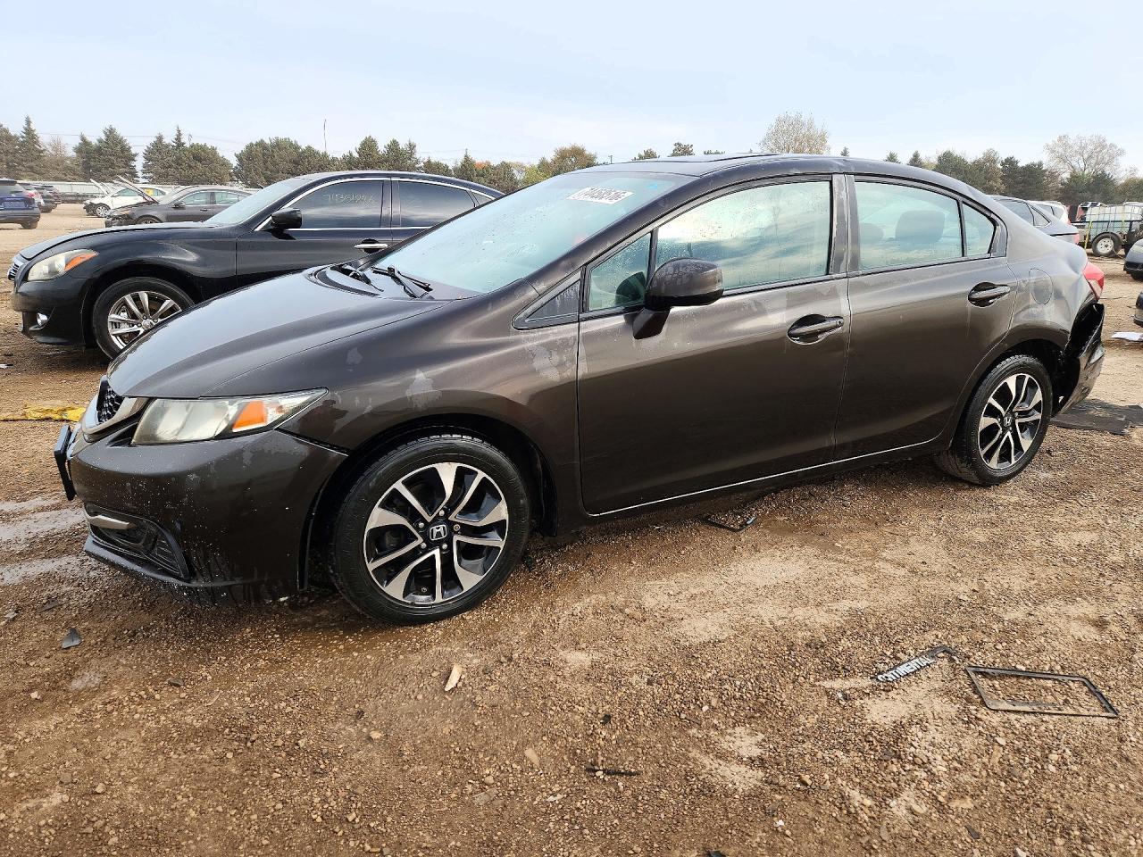 Vista de 2013 HONDA CIVIC EX, ángulo 1