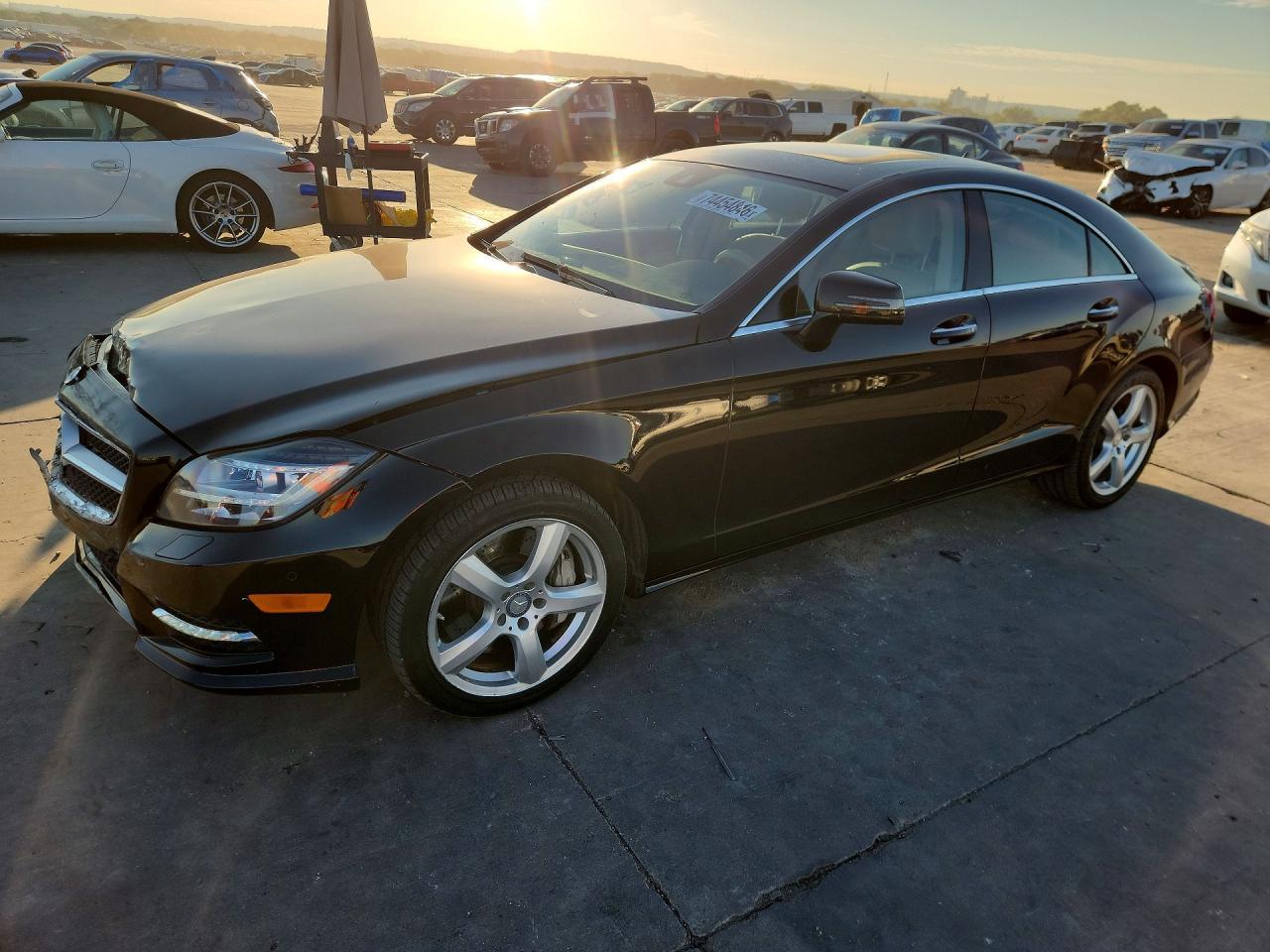 Vista de 2013 Mercedes-Benz CLS CLASS 550 4MATIC, ángulo 1