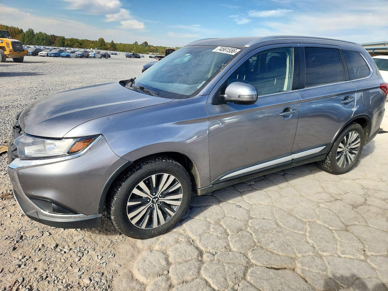 Vue de 2019 MITSUBISHI OUTLANDER SE, angle 1