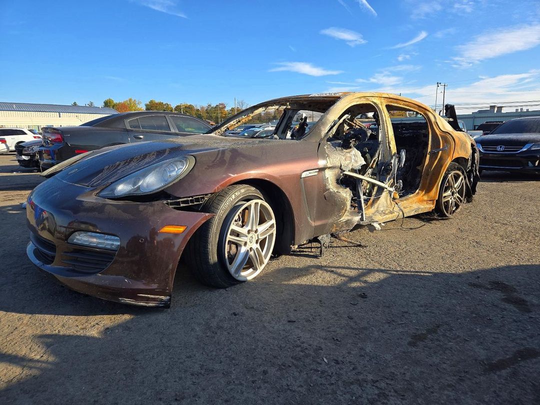 منظر 2011 PORSCHE PANAMERA 2، زاوية 1
