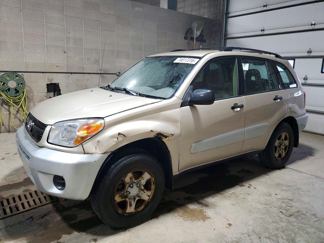 منظر 2005 TOYOTA RAV4 BASE، زاوية 1