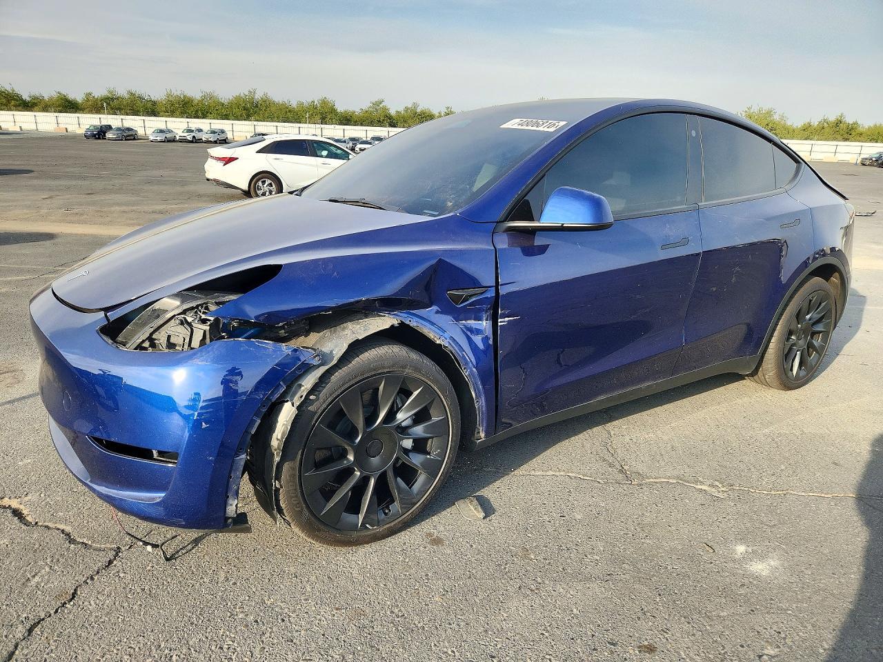 Vue de 2023 TESLA MODEL Y, angle 1
