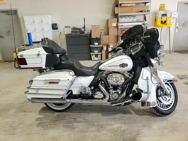 2012 HARLEY-DAVIDSON FLHTCU ULTRA CLASSIC ELECTRA GLIDE