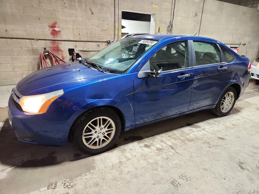 Vue de 2009 FORD FOCUS SE, angle 1