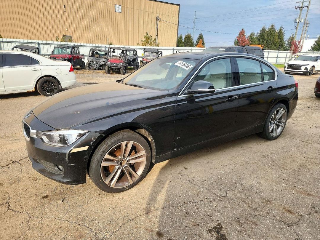 منظر 2017 BMW 330 XI، زاوية 1