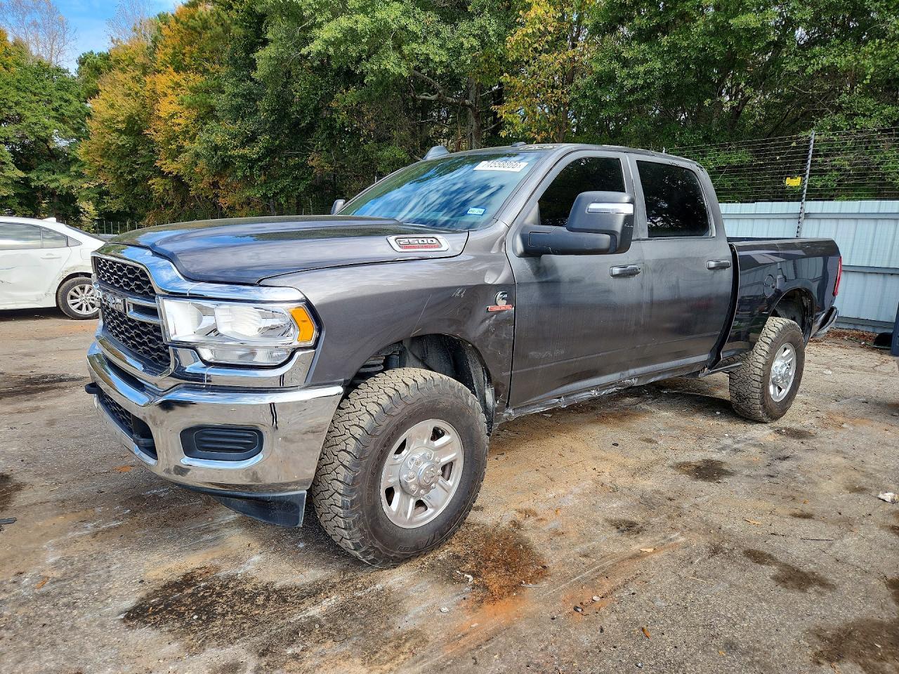 Vista de 2023 RAM 2500 TRADESMAN, ángulo 1