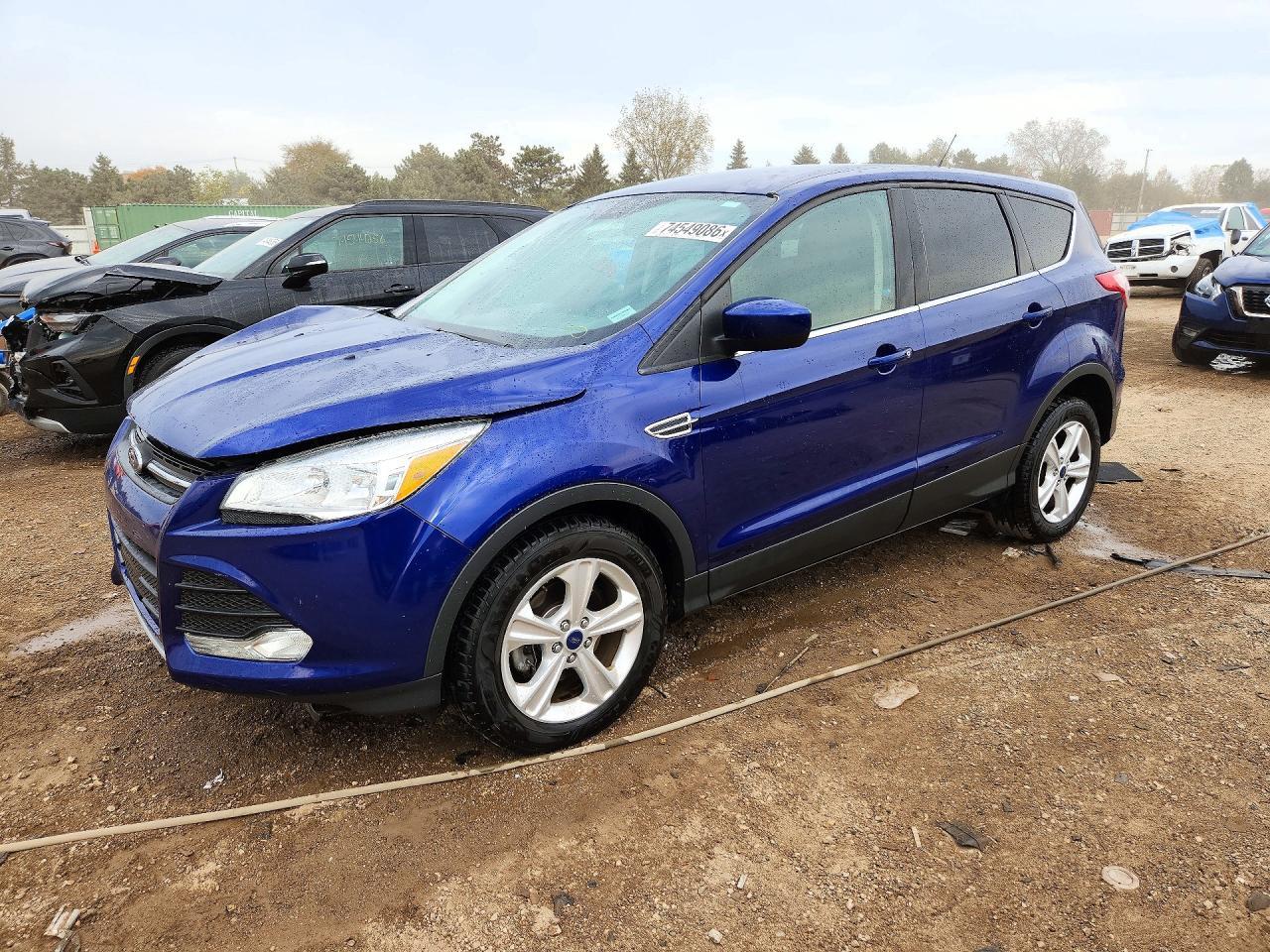 Vista de 2016 FORD ESCAPE SE, ángulo 1