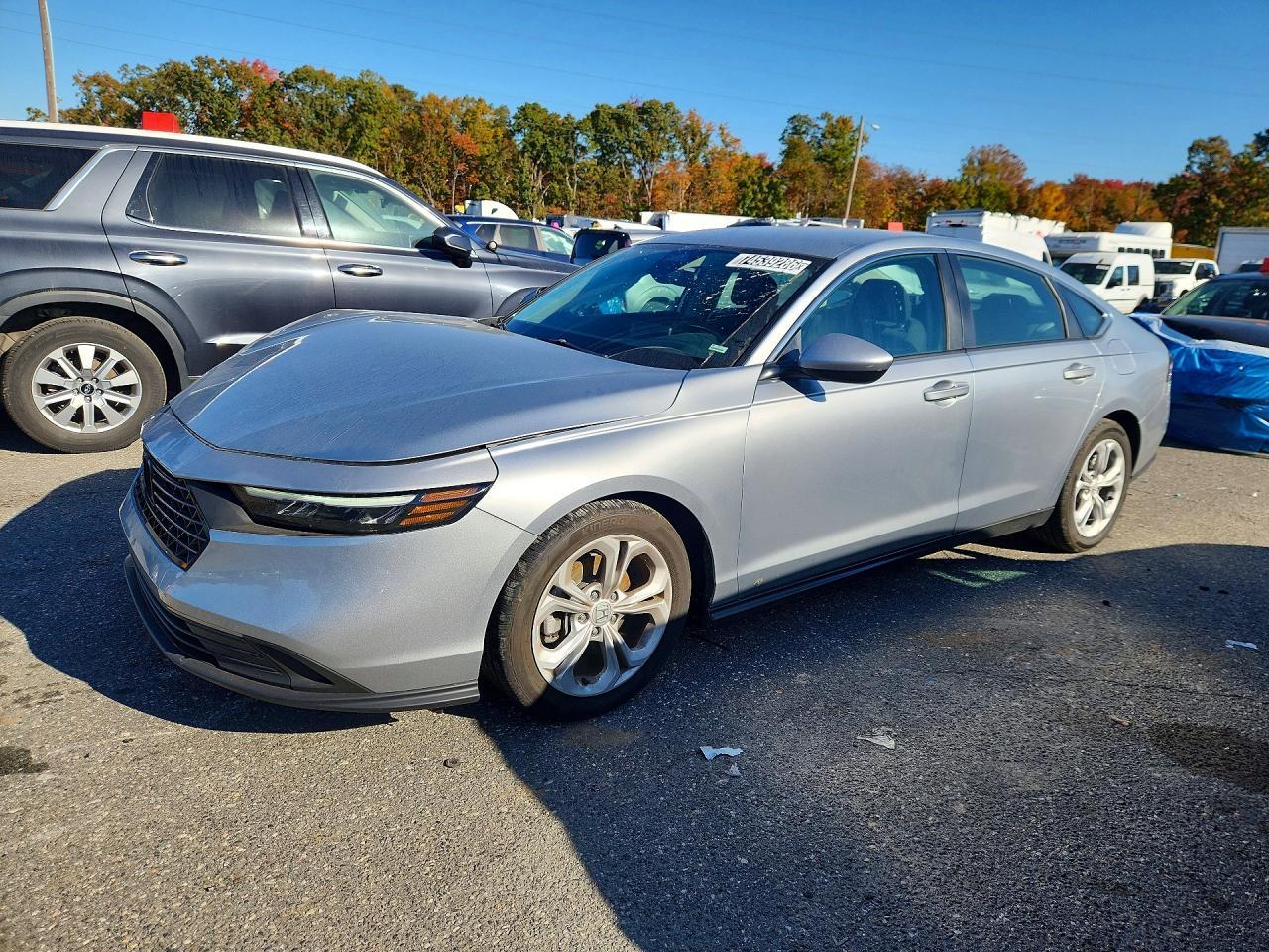 منظر 2026 HONDA ACCORD LX، زاوية 1